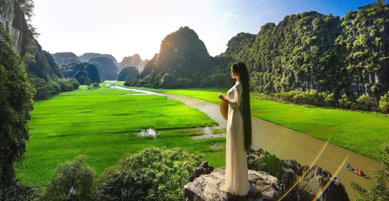Lodge By Tam Coc Lake 宁平 外观 照片